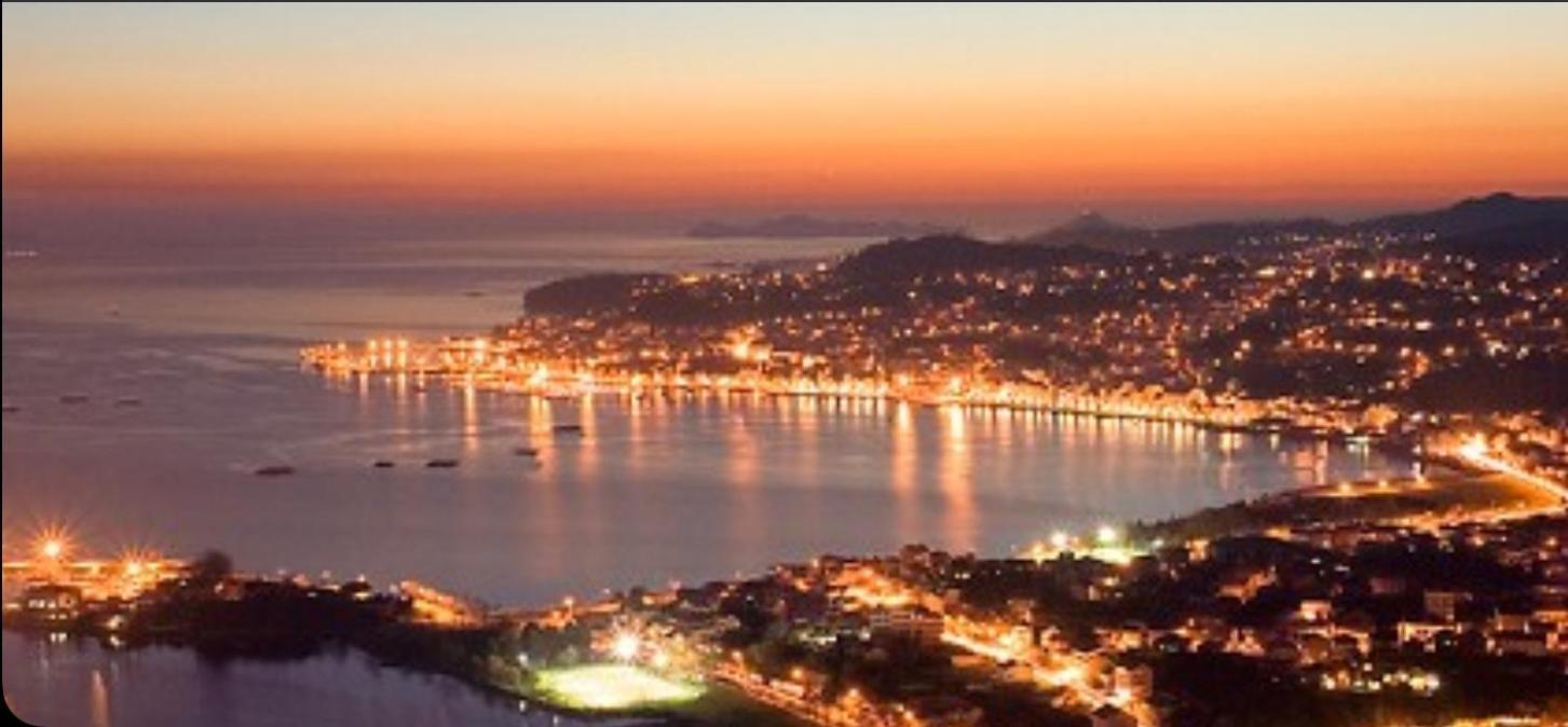 Appartement Piso A Pie De Playa Con Terraza Exclusiva à Moaña Extérieur photo